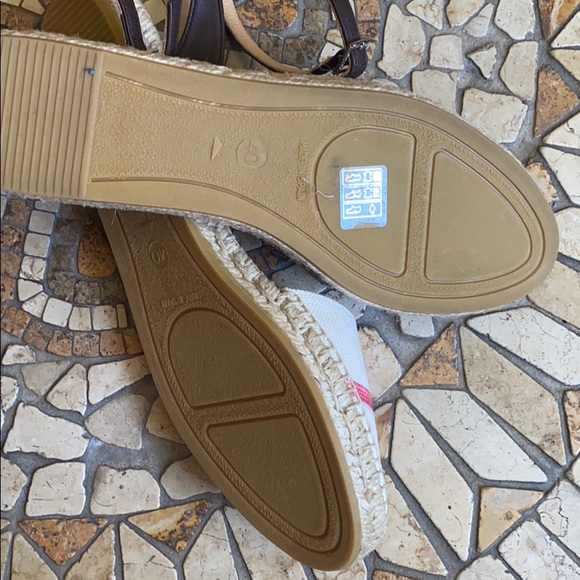 Lend a hand wearing these Longchamp Espadrilles ❤️ - Picture 8 of 11